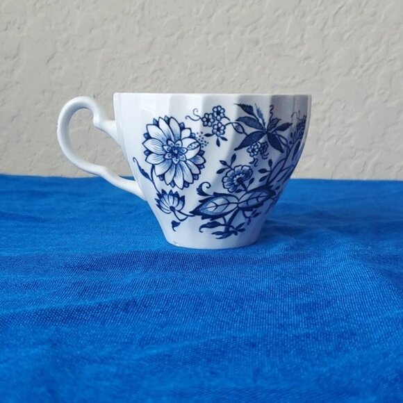 Johnson Brothers Stoke on Trent England Saxony Tea Cup - Picture 1 of 10